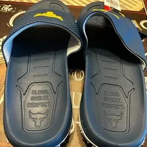 Blood,Sweat and Respect flip flops (Blue) Under Armour | Shoes | Bloodsweat And Respect Flip Flops  main image 3